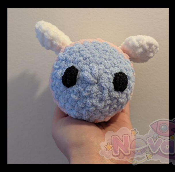 Trans Mini Bee - Amigurumi